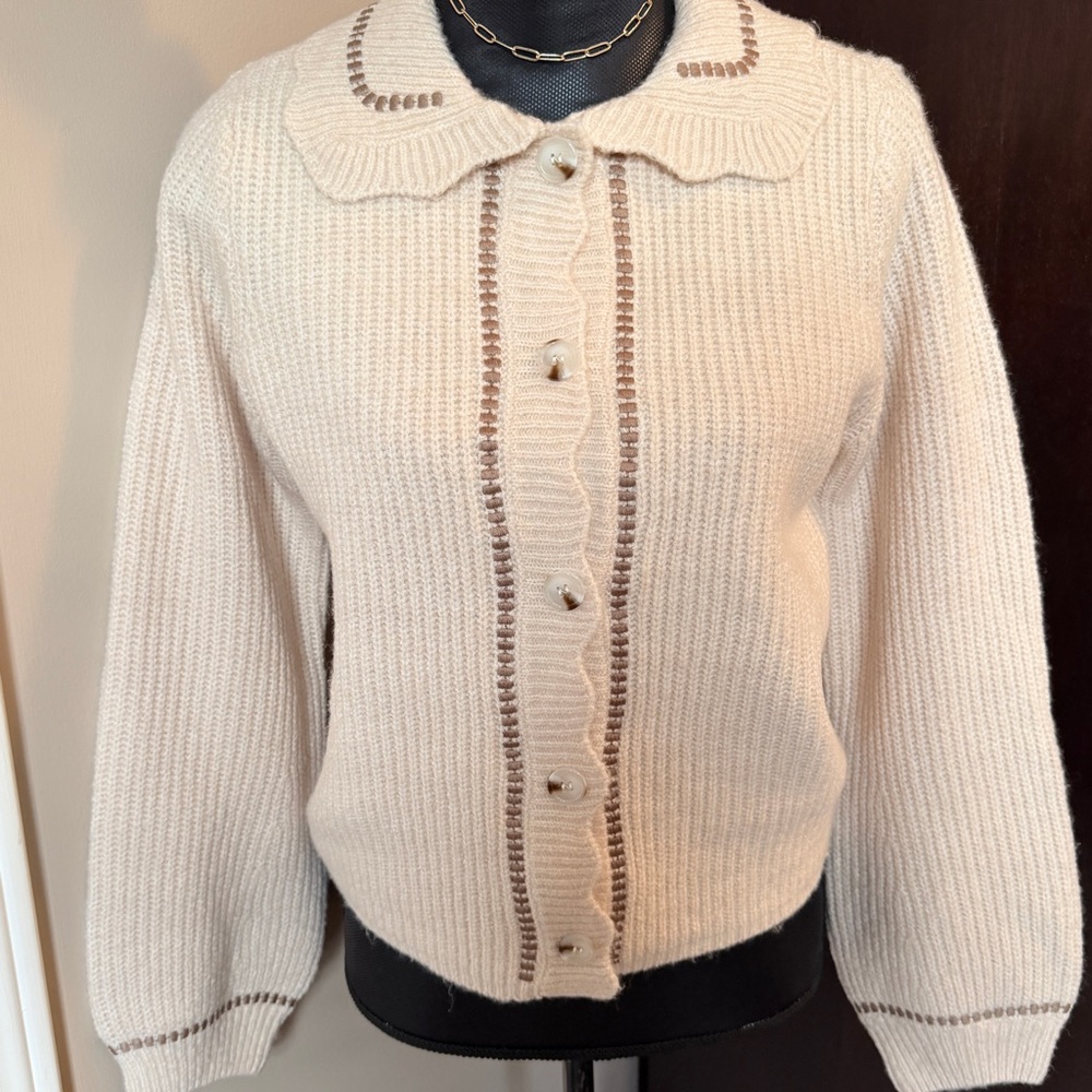 NWT Willow & Wind Cardigan with Brown Trim - Picture 3 of 9